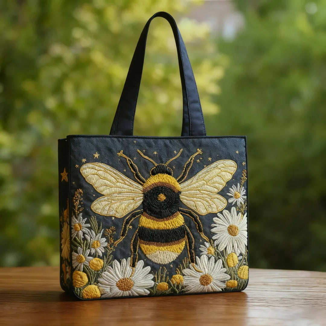 Handgemachte Tasche mit Gänseblümchen und Sternen