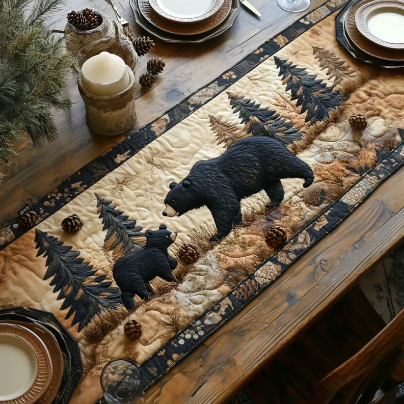 Gestepptes Tischläufer - Familie der Schwarzbären